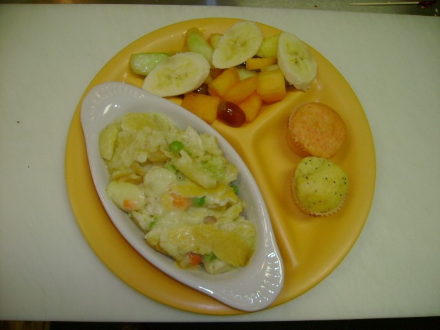 Chicken Pot Pie w/Fruit & Mini's